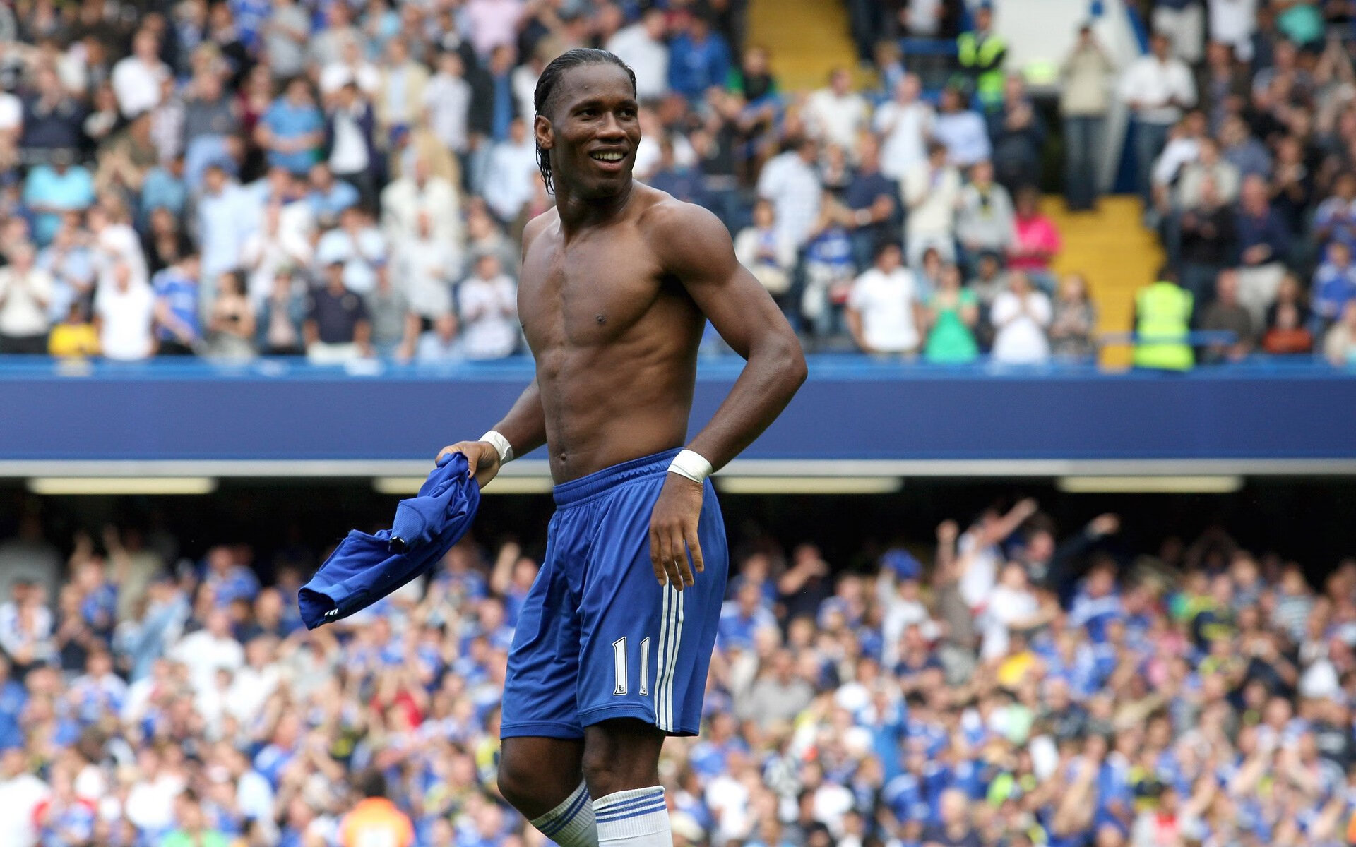 “德甲激烈竞争，最后冲刺谁能占上风？”，德甲收官战