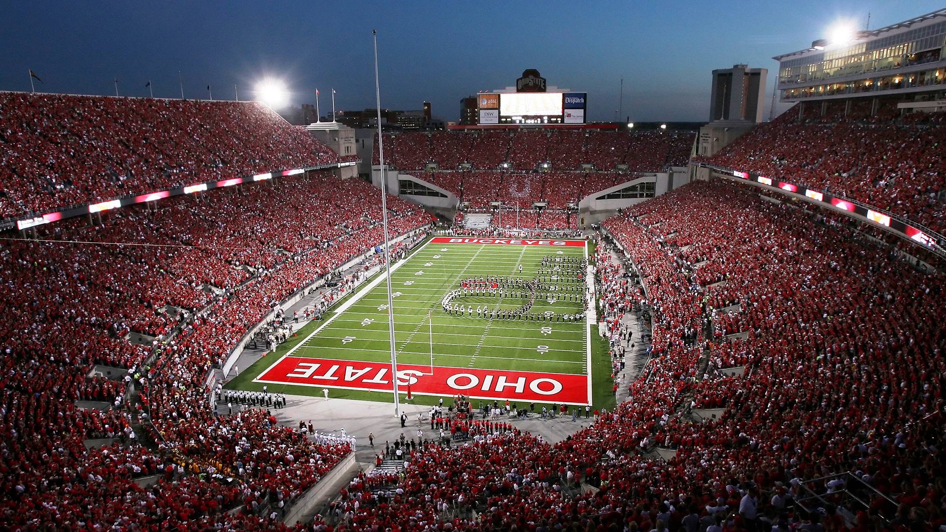 传统文化融合现代比赛，传统文化与现代文化的碰撞和融合